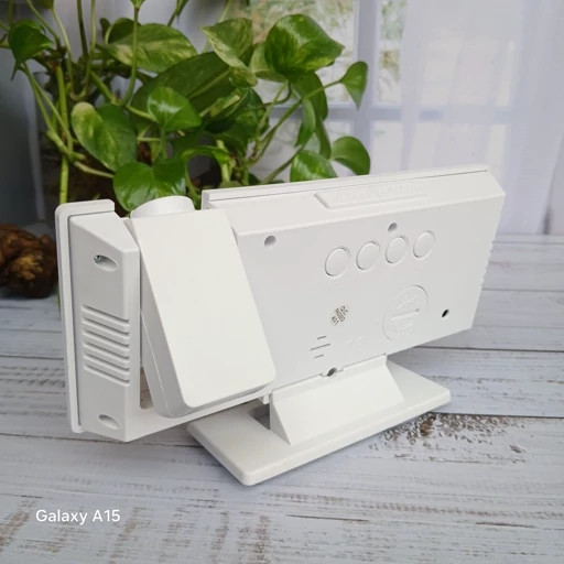 ساعت دیجیتال رومیزی طرح چوب Gaosiio (مدل DS-5618LP) پروژکتوری