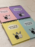 دفترچه یادداشت ۱۰۰ برگ پاپکو سایز B7 جلد PP پاستلی فنر دوبل طرح خرگوش (Funny Bunnies - کد NP-31028)