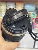 تراول ماگ استیل ۳۰۴ طرح Coffee Friend به همراه آویز و بند فانتزی