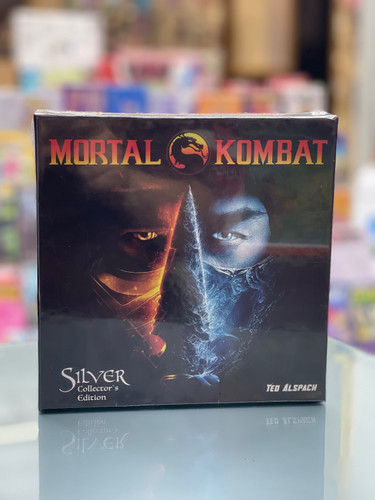 بازی کارتی مورتال کامبت (Mortal Kombat) نسخه کلکسیونی سیلور – گیم باز (Game Buzz)
